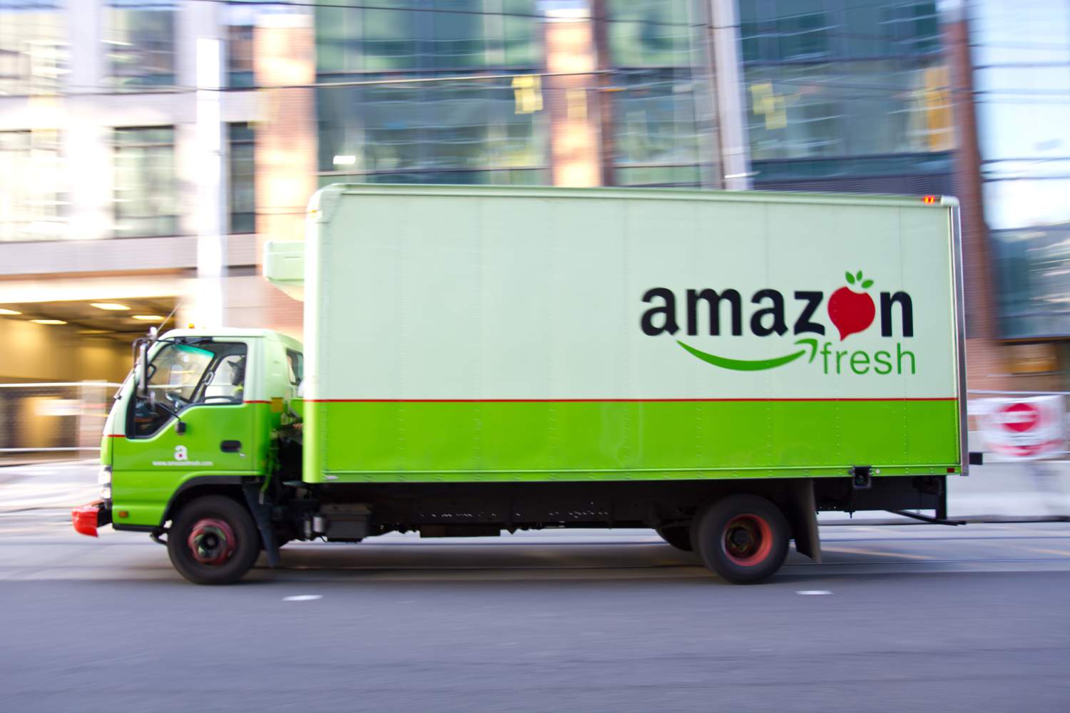 Amazon Fresh: Is an Automated Supermarket around the Corner?